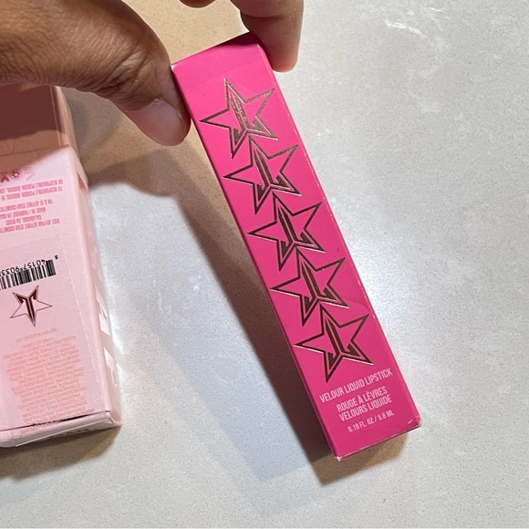 JEFFREE STAR 2 VELOURS LIQUID LIPSTICK GLOSSES 4 VELVET TRAP LIPSTICK BUNDLE - Picture 7 of 14